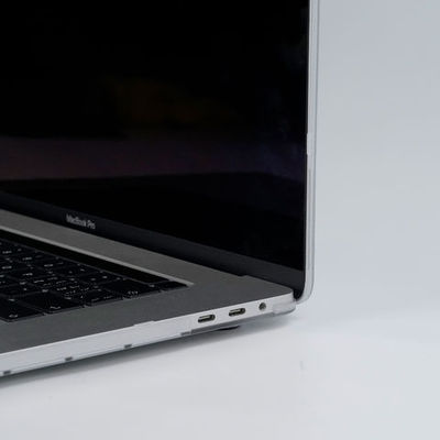 Kunststoff-Hard Shell Schutz Macbook Fall schlanke Matte mit rutschfester Basis